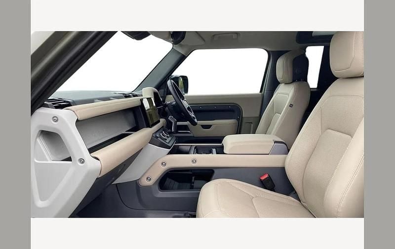 Used Land Rover Defender HSE 250 HP (183 kW) 2023 Green SUV