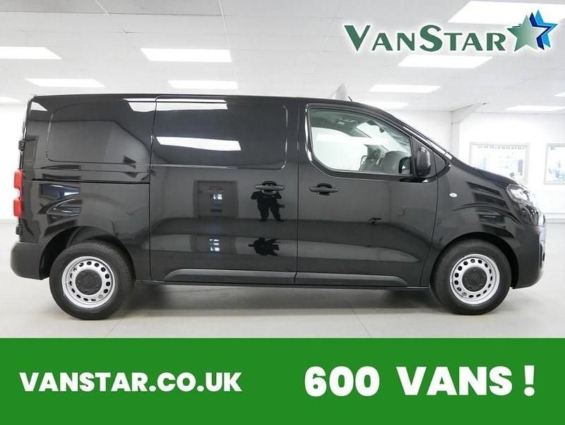 Black Used 2022 Citroën Dispatch MPV | £17,789 (Fair price) - Image 1/4