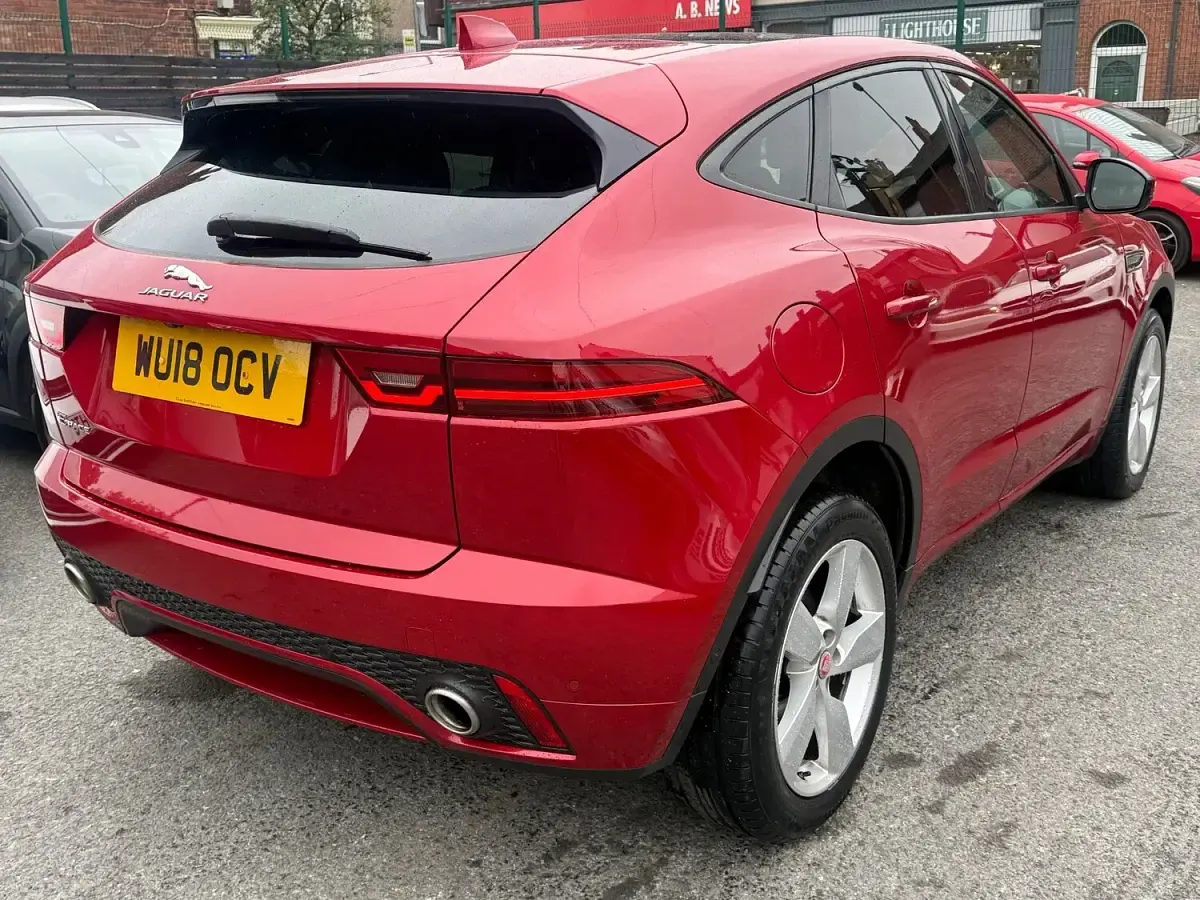 Used Jaguar E-Pace R-Dynamic 150 HP (110 kW) 2018 Red SUV