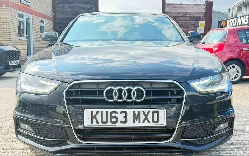 Used Audi A4 S-Line 150 HP (110 kW) 2015 Sedan