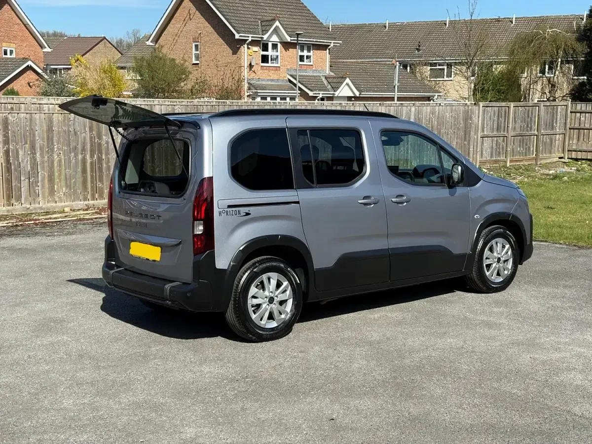Used Peugeot Rifter Allure 2024 Grey MPV