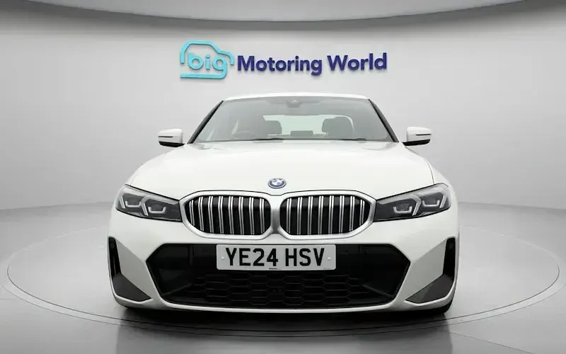 Usado BMW 330e M Sport 292 CV (214 kW) 2024 Blanco Berlina
