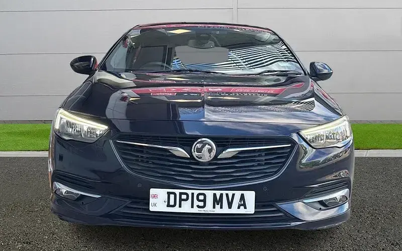 Used Vauxhall Insignia Sport 165 HP (121 kW) 2019 Blue Hatchback
