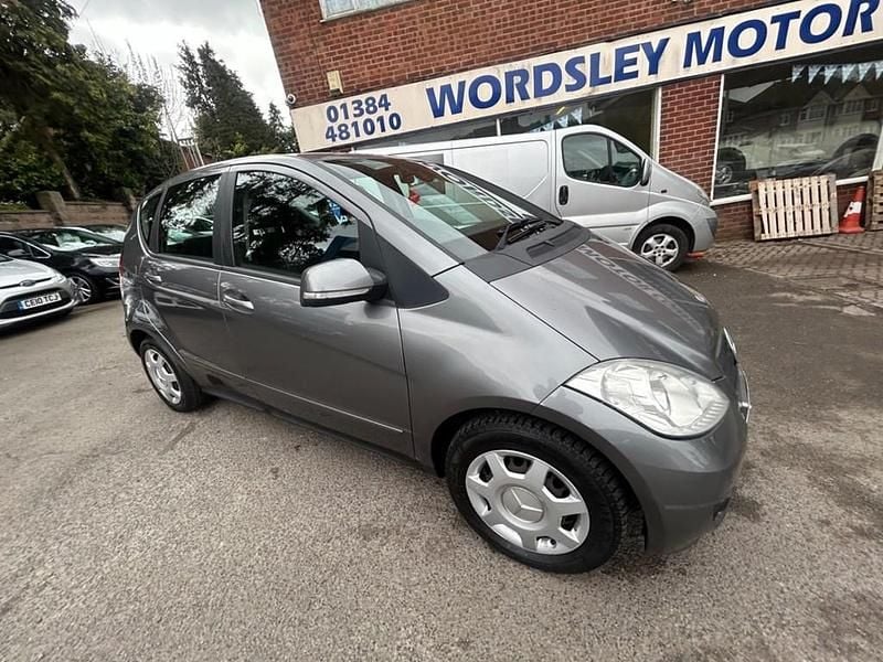 Used Mercedes A150 Classic 2008 Metallic grey Hatchback