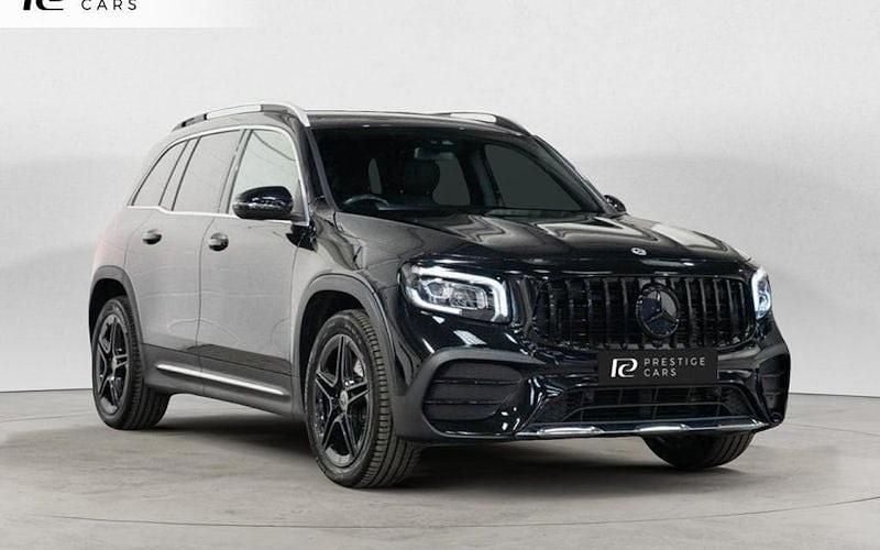 Begagnad Mercedes GLB220 AMG Line Premium 190 HK (139 kW) 2022 SUV