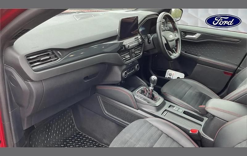 Used Ford Kuga ST-Line X 150 HP (110 kW) 2020 Red SUV