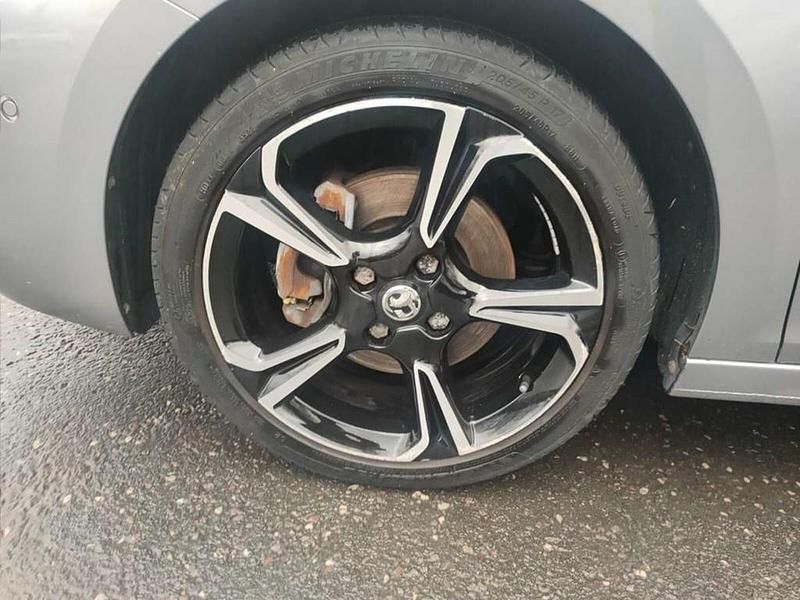 Używany Vauxhall Corsa Ultimate 128 KM (94 kW) 2022 Szary Hatchback