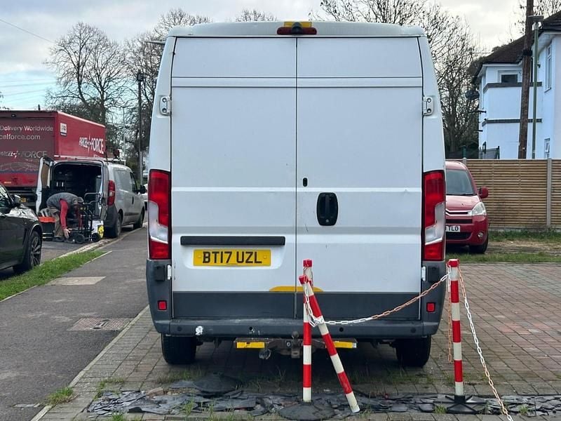 Used Citroën Relay 130 HP (95 kW) 2017 White Van