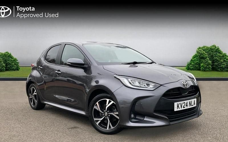 Used Toyota Yaris Hybrid Design 116 HP (85 kW) 2026 Hatchback