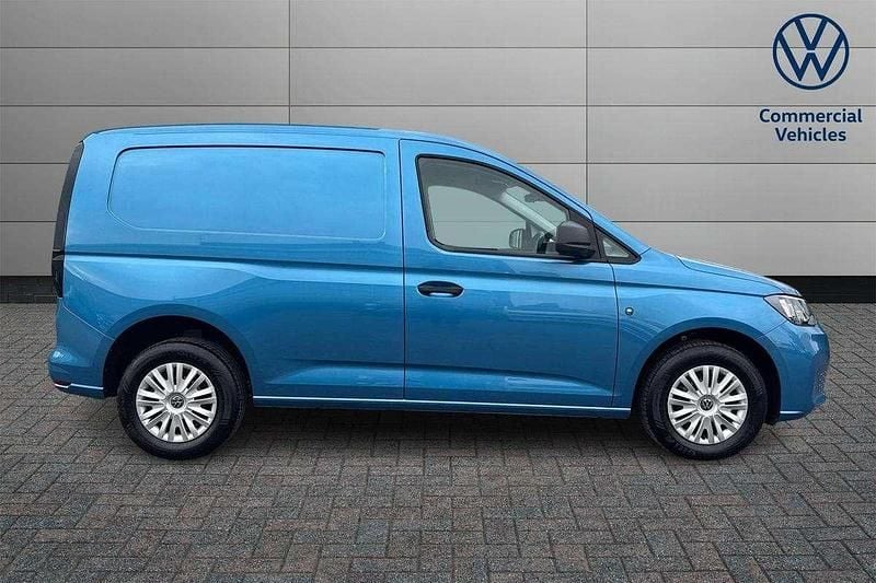 Used VW Caddy 101 HP (74 kW) 2024 Blue MPV
