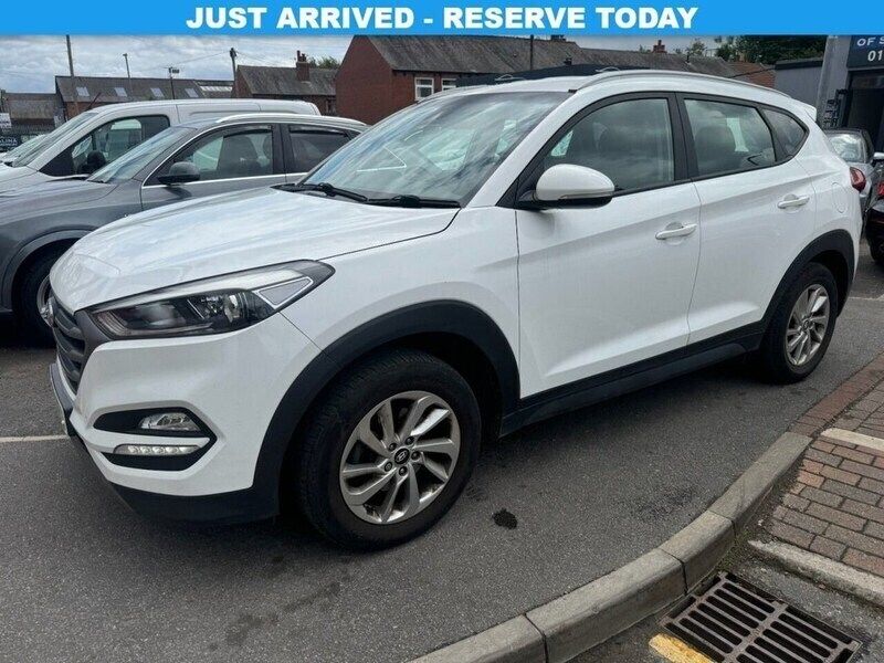 White Used 2016 Hyundai Tucson SE SUV | £8,000 (Fair price) - Image 1/4