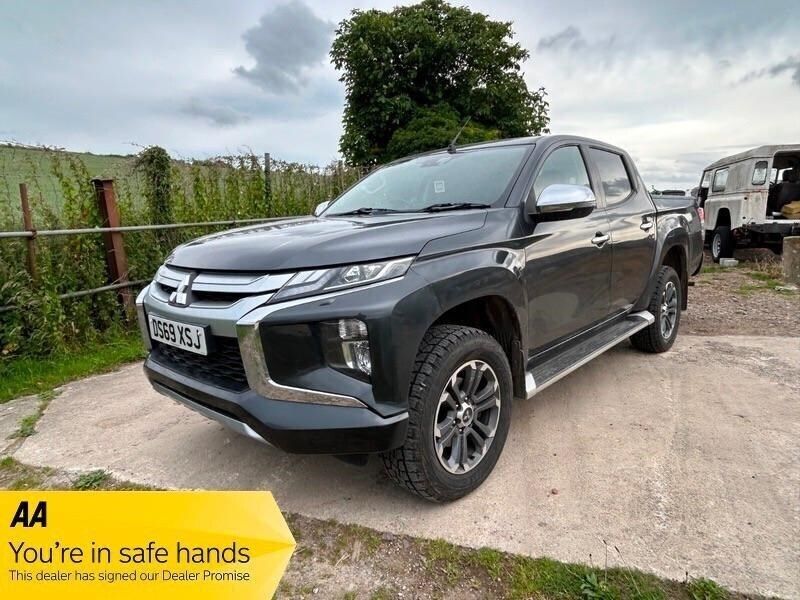 Grey Used 2019 Mitsubishi L200 Warrior Pickup | £14,500 (Super price) - Image 1/3