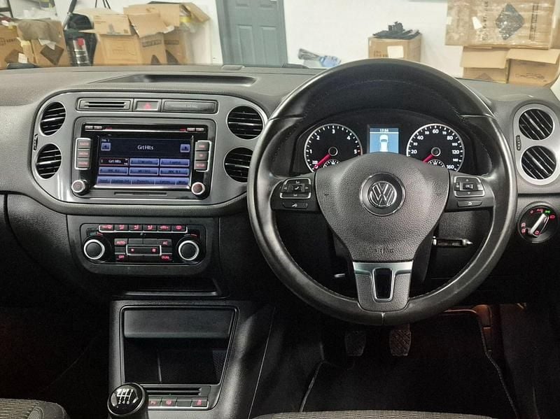 Used VW Tiguan SE 170 HP (125 kW) 2012 Black SUV