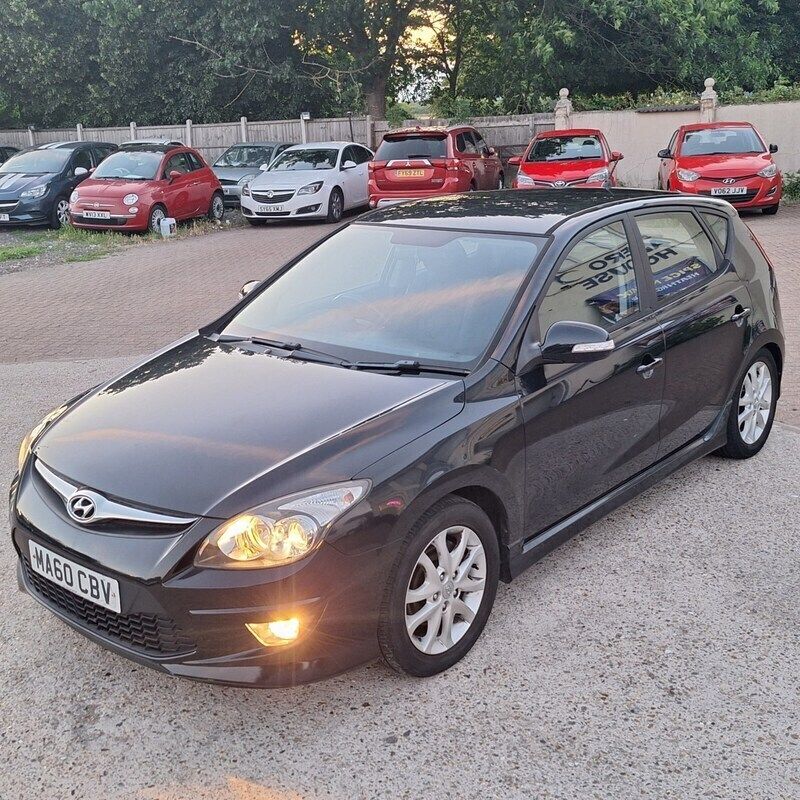 Black Used 2010 Hyundai i30 Edition Hatchback | £2,980 (Fair price) - Image 1/4