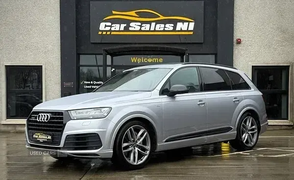 Używany Audi Q7 Black Edition 286 KM (210 kW) 2019 Srebrny SUV