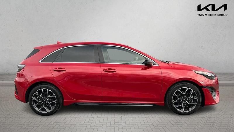 Used Kia Ceed GT-Line 138 HP (101 kW) 2025 Red Hatchback