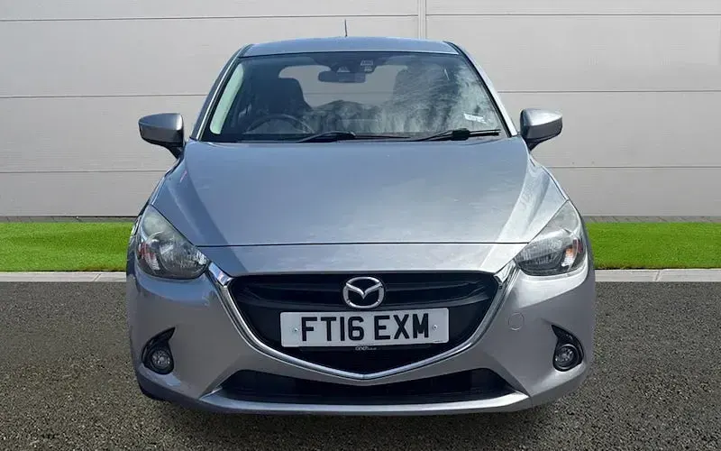 Used Mazda 2 90 HP (66 kW) 2016 Silver Hatchback