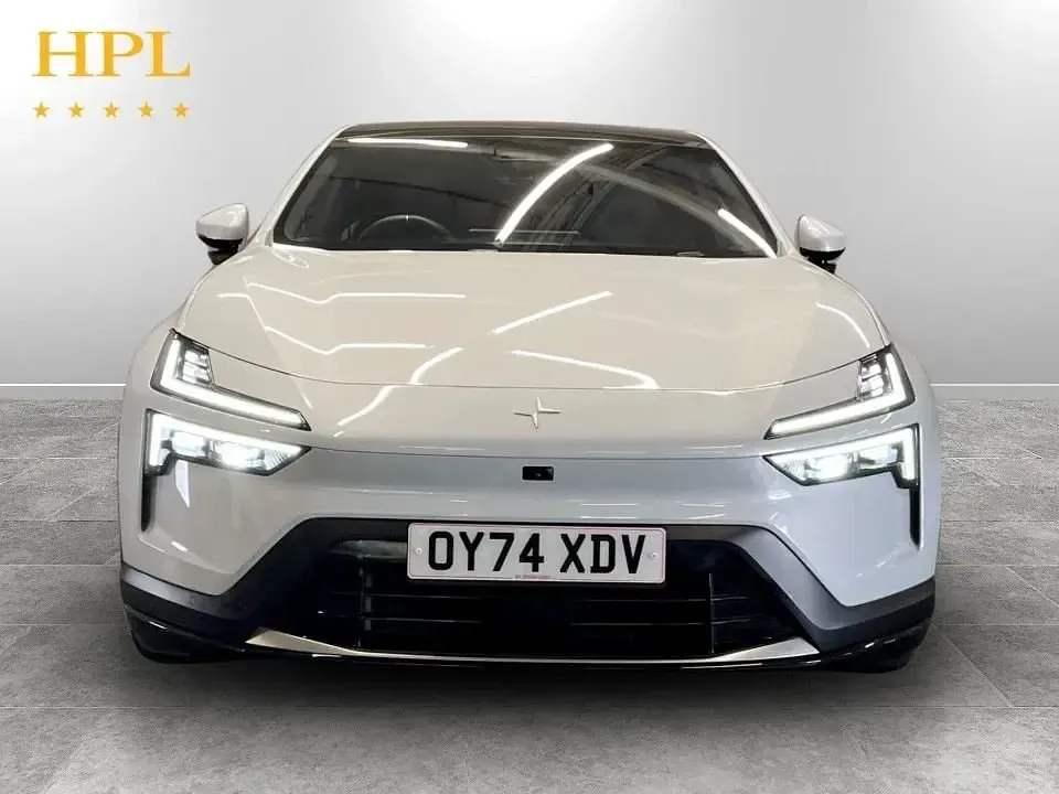 Begagnad Polestar 4 Plus 200 kW (272 HK) 2024 Silver SUV