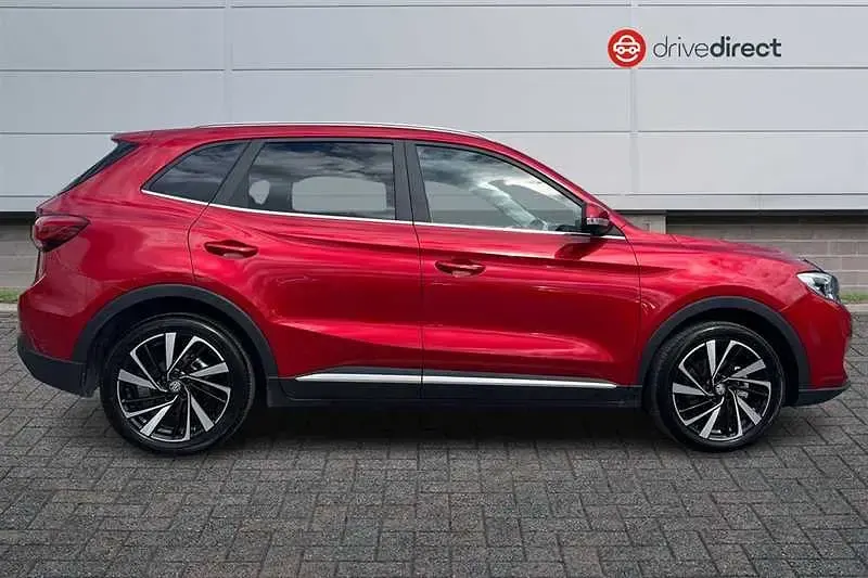 Used MG ZS Trophy 196 HP (144 kW) 2025 Red SUV