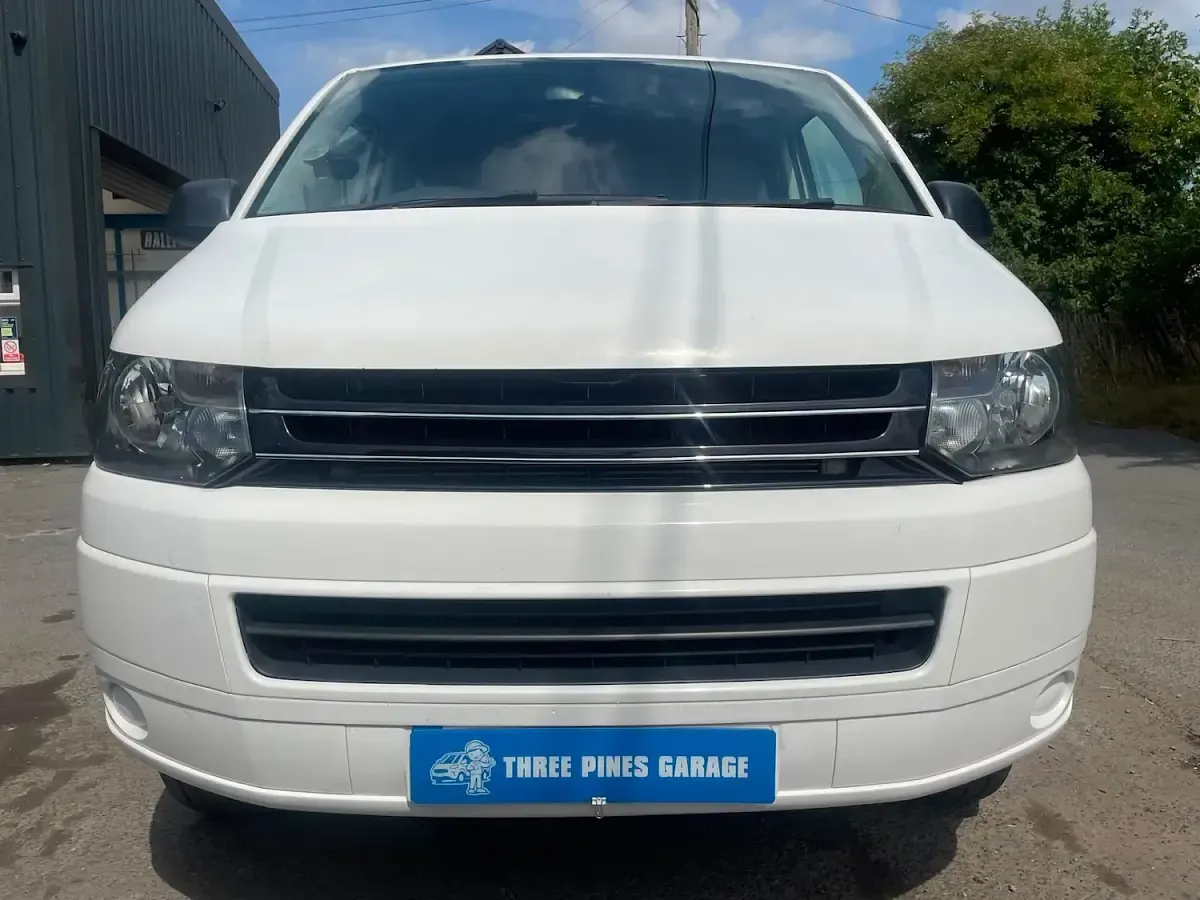Used VW T5 Startline 102 HP (75 kW) 2015 White Van