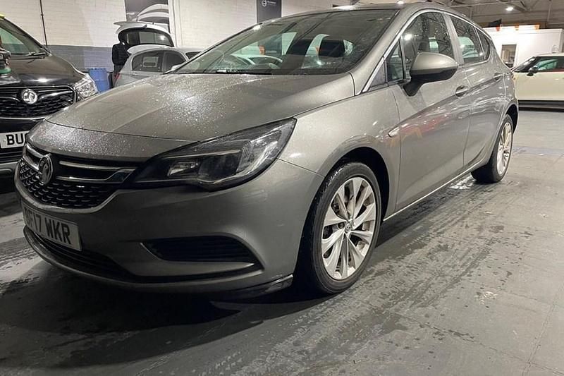 Grey Used 2017 Vauxhall Astra Hatchback | £6,000 (Super price) - Image 1/1