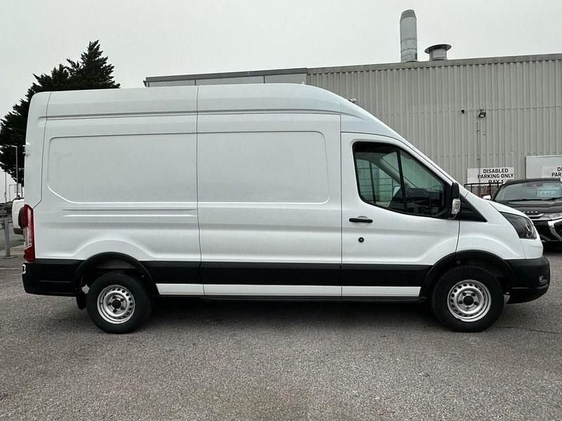 Used Ford Transit S 130 HP (95 kW) 2021 White Van
