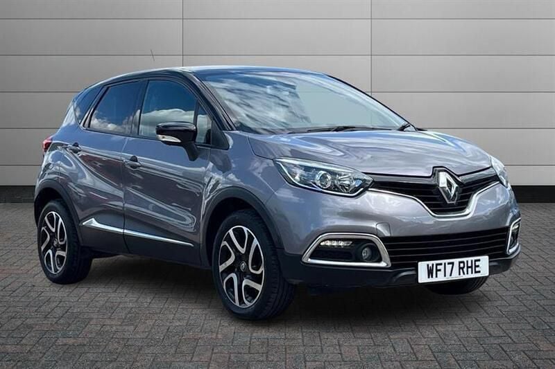 Oyster grey Used 2017 Renault Captur Dynamique SUV | £6,740 (Good price) - Image 1/4