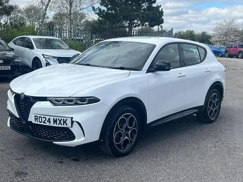 Used Alfa Romeo Tonale Sprint 158 HP (116 kW) 2024 Banchise white SUV