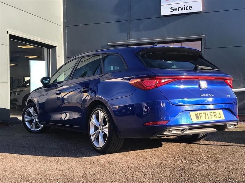 Used Seat Leon FR 2021 Blue Estate