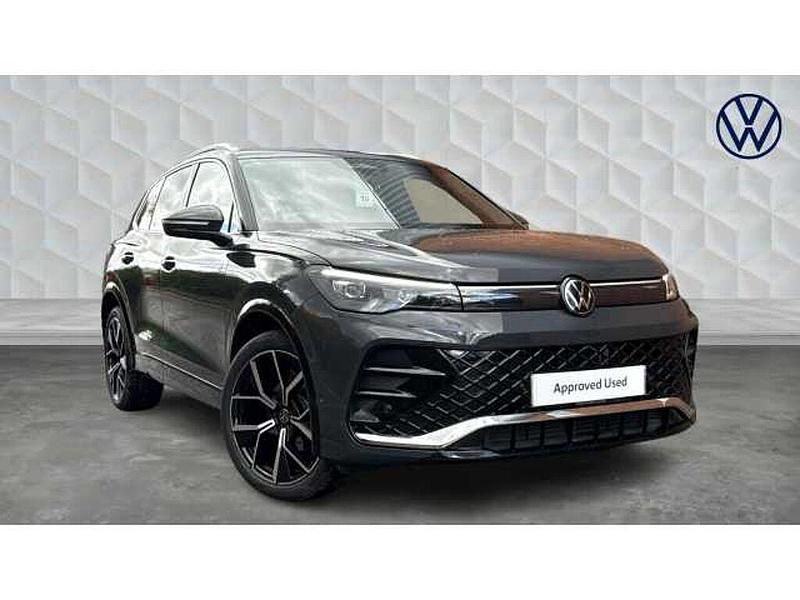 Used 2025 VW Tiguan SUV | £33,850 (Expensive) - Image 1/4