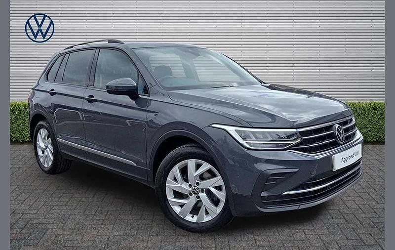Used VW Tiguan Life 150 HP (110 kW) 2022 Grey SUV
