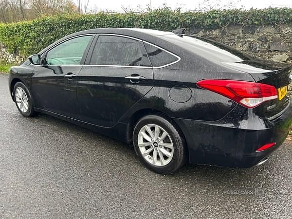 Used Hyundai i40 SE 141 HP (103 kW) 2017 Black Sedan