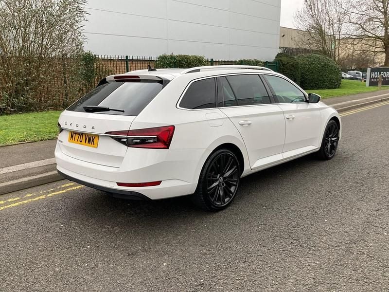 Used Skoda Superb SE L 150 HP (110 kW) 2021 White Estate