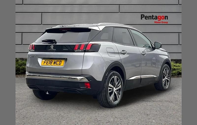 Used Peugeot 3008 Allure 120 HP (88 kW) 2018 Cumulus grey SUV