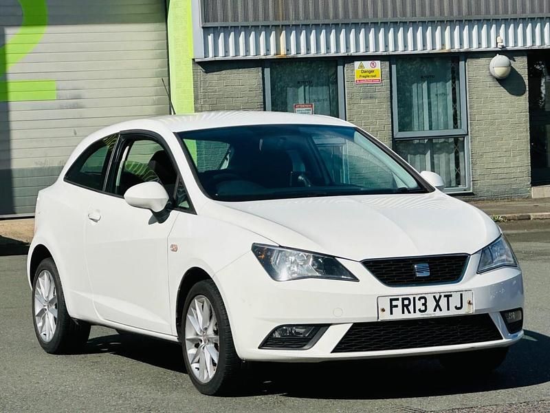 White Used 2013 Seat Ibiza Sport Hatchback | £2,499 (Fair price) - Image 1/4