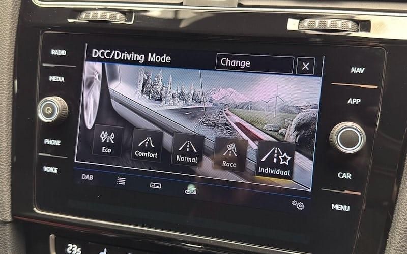 Used VW Golf VII R 300 HP (220 kW) 2019 Blue Hatchback