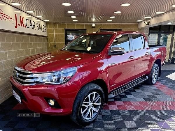 Used Toyota HiLux 2020 Red Pickup