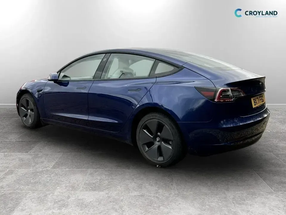 Used Tesla Model 3 Standard Range Plus 366 kW (498 HP) 2021 Blue Sedan