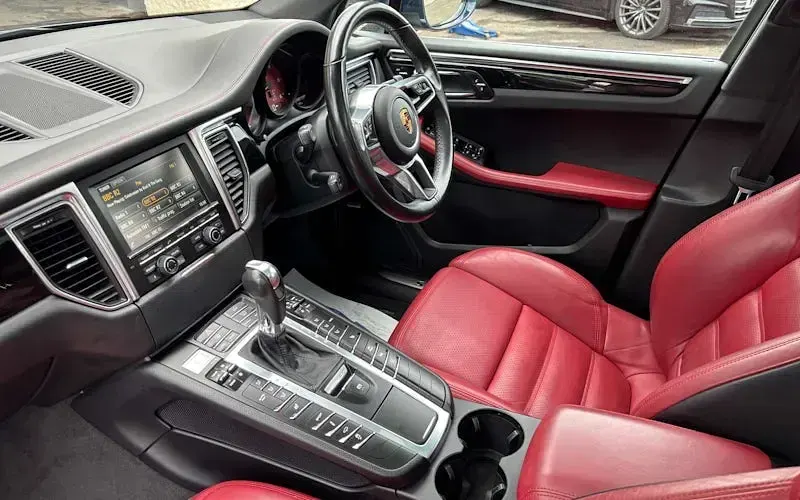 Used Porsche Macan S 258 HP (189 kW) 2017 SUV
