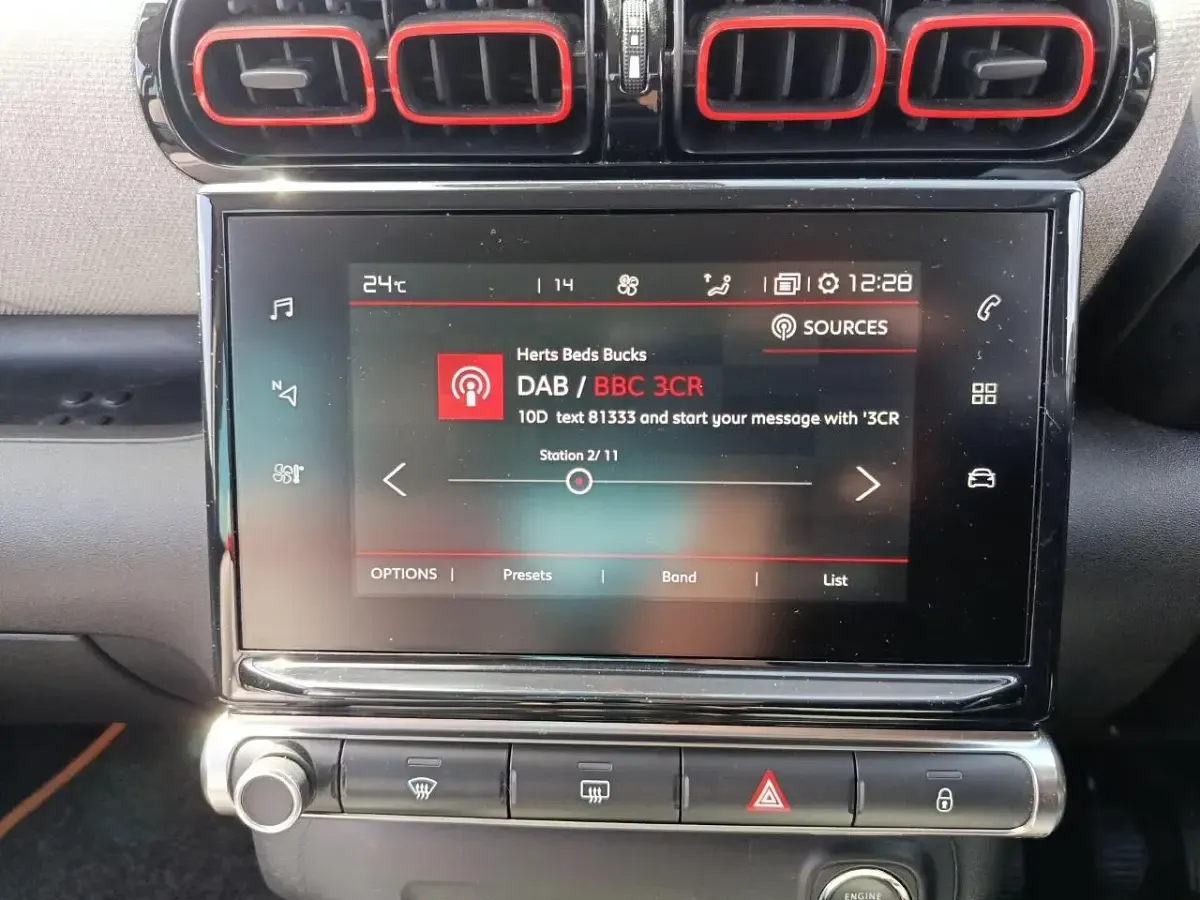 Usado Citroën C3 Aircross Flair 108 HP (79 kW) 2020 Laranja SUV
