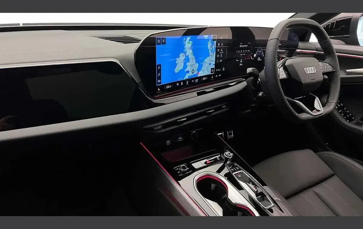 New Audi A6 S-Line 204 HP (150 kW) 2026 Black Estate