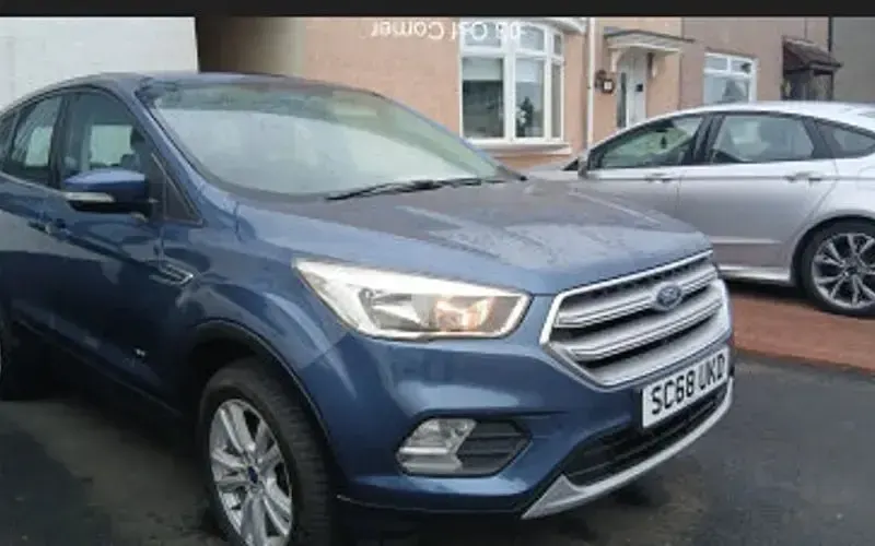 Usado Ford Kuga Zetec 175 HP (128 kW) 2019 SUV