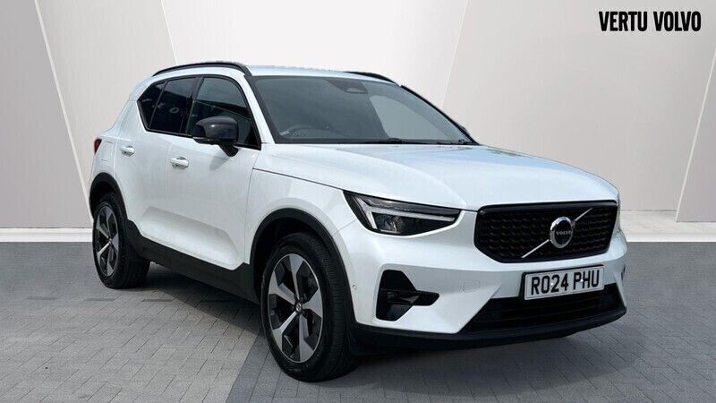 Used 2024 Volvo XC40 Plus SUV | £31,075 (Fair price) - Image 1/4