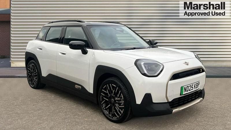 White New 2025 Mini Aceman Exclusive SUV | £29,985 (Super price) - Image 1/4