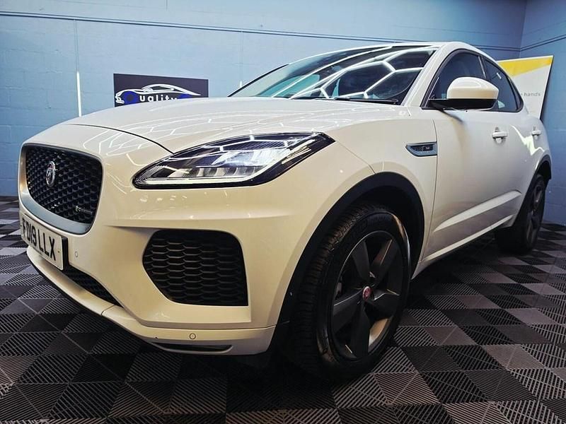 Usado Jaguar E-Pace R-Dynamic 180 HP (132 kW) 2019 Branco SUV