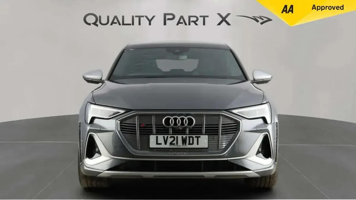 Used Audi e-tron 369 kW (503 HP) 2021 Grey SUV