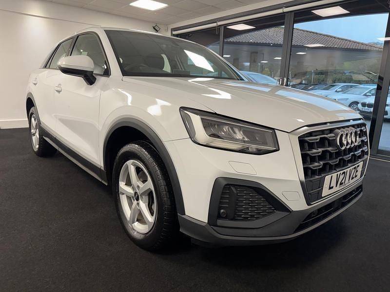 Used Audi Q2 Design 110 HP (80 kW) 2021 White SUV