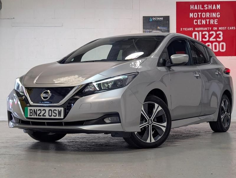 Used Nissan Leaf N-Connecta 160 kW (218 HP) 2022 Silver Hatchback