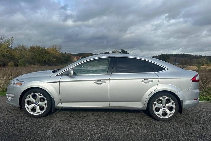 Silver Used 2012 Ford Mondeo Titanium X Hatchback | £2,495 (Good price) - Image 1/1