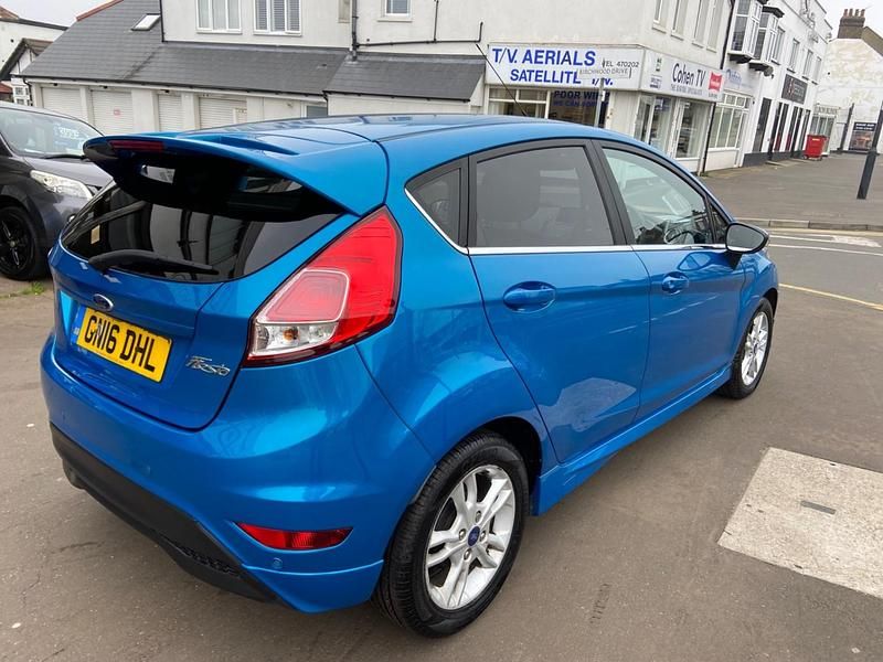 Used Ford Fiesta Zetec 2016 Blue Hatchback